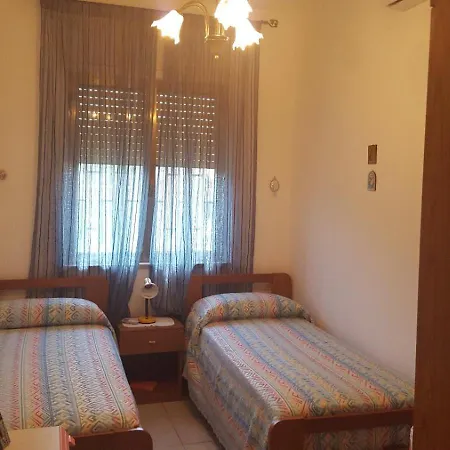 To Rent Ferienhaus *